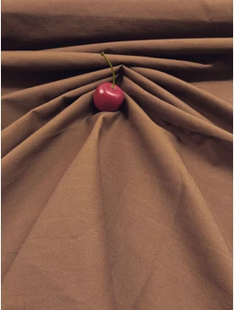 Rozsdabarna egyszínű 100% pamut, 145cm széles pamutvászon.