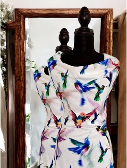 mintás 100% pamut jersey /színes kolibrik (piros kolibri 16,2cm×16,2cm /fehér