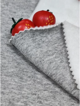 egyszínű warmkeeper /szőrös szabadidő anyag /melange közép szürke-fehér