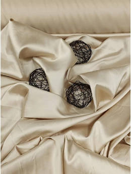 egyszínű elasztikus szatén /Armani /beige