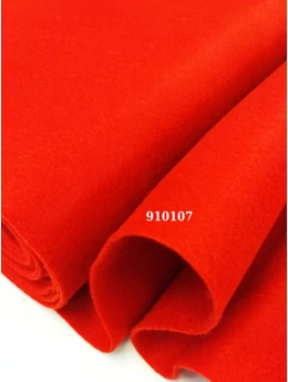 egyszínű filc /piros /180cm széles (10 méter)