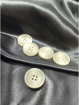 négylyukú műanyag gomb /25mm /steppelt mintás /beige