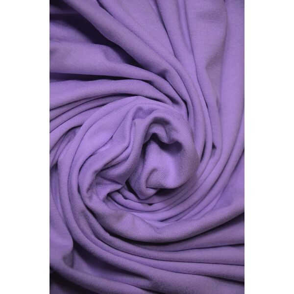 Halvány lila egyszínű 95%viszkóz 5%elasztán, 180cm széles viszkóz jersey.