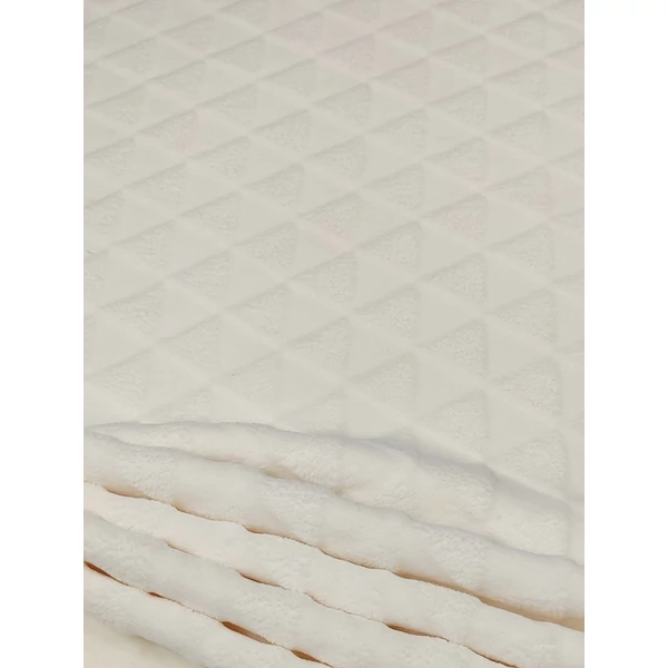 jacquard mintás sherpa /háromszög 5,4cm*5cm /krém(FÉLMÉTER)