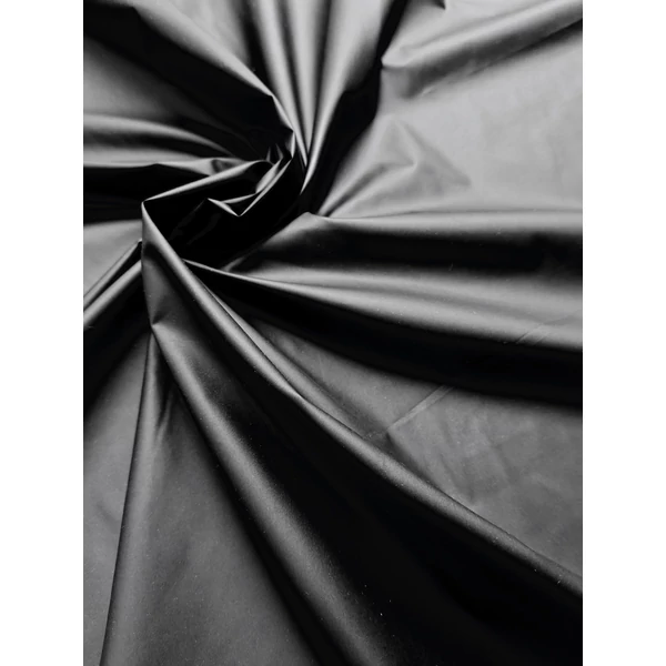 black out /fekete