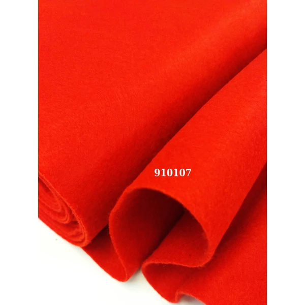 egyszínű filc /piros /180cm széles (10 méter)