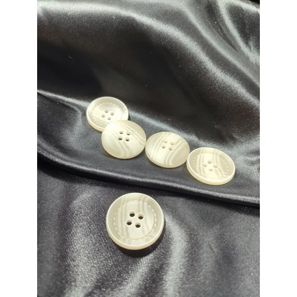 négylyukú műanyag gomb /25mm /steppelt mintás /beige